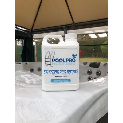 Pool and Hot Tub Multifunctional Chlorine Granules (2 kg)