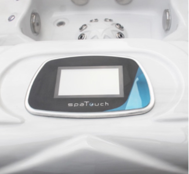 Reef Ovaka Hot Tub  - Image 182483