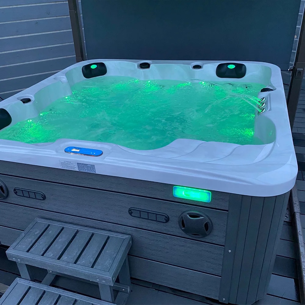 Reef Sumatra Hot Tub  - Image 182449