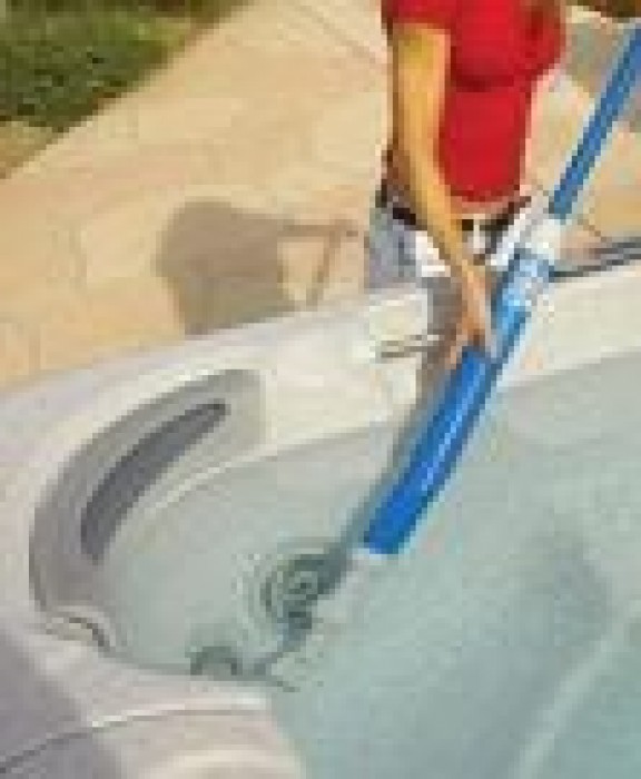 Pool and Spa Hand Held Vacuum With Deluxe Header - Image 31949