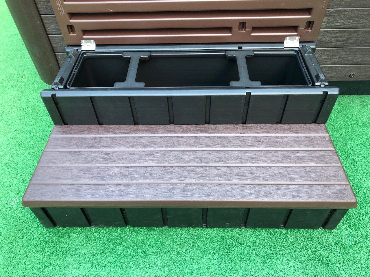 Hot Tub Steps (with storage) - Brown - Image 40947